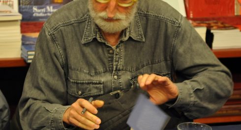 Connessioni dal Teatro Dal Verme. Voltare pagina