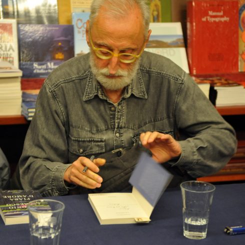 Connessioni dal Teatro Dal Verme. Voltare pagina