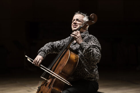 Giovanni Sollima e la PFM aprono Panorami sonori