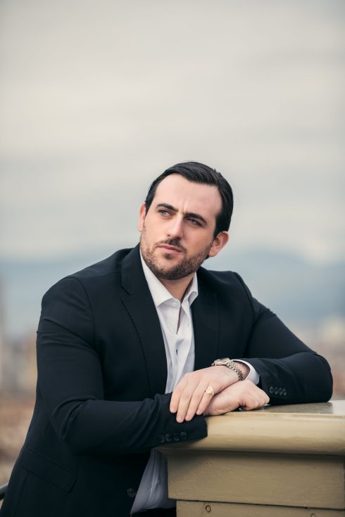 <em>Marina</em> di Umberto Giordano