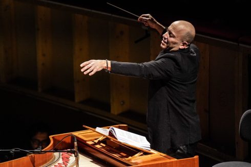 NEMBRO – Direttore: Stefano Montanari, violino: Francesco Manara